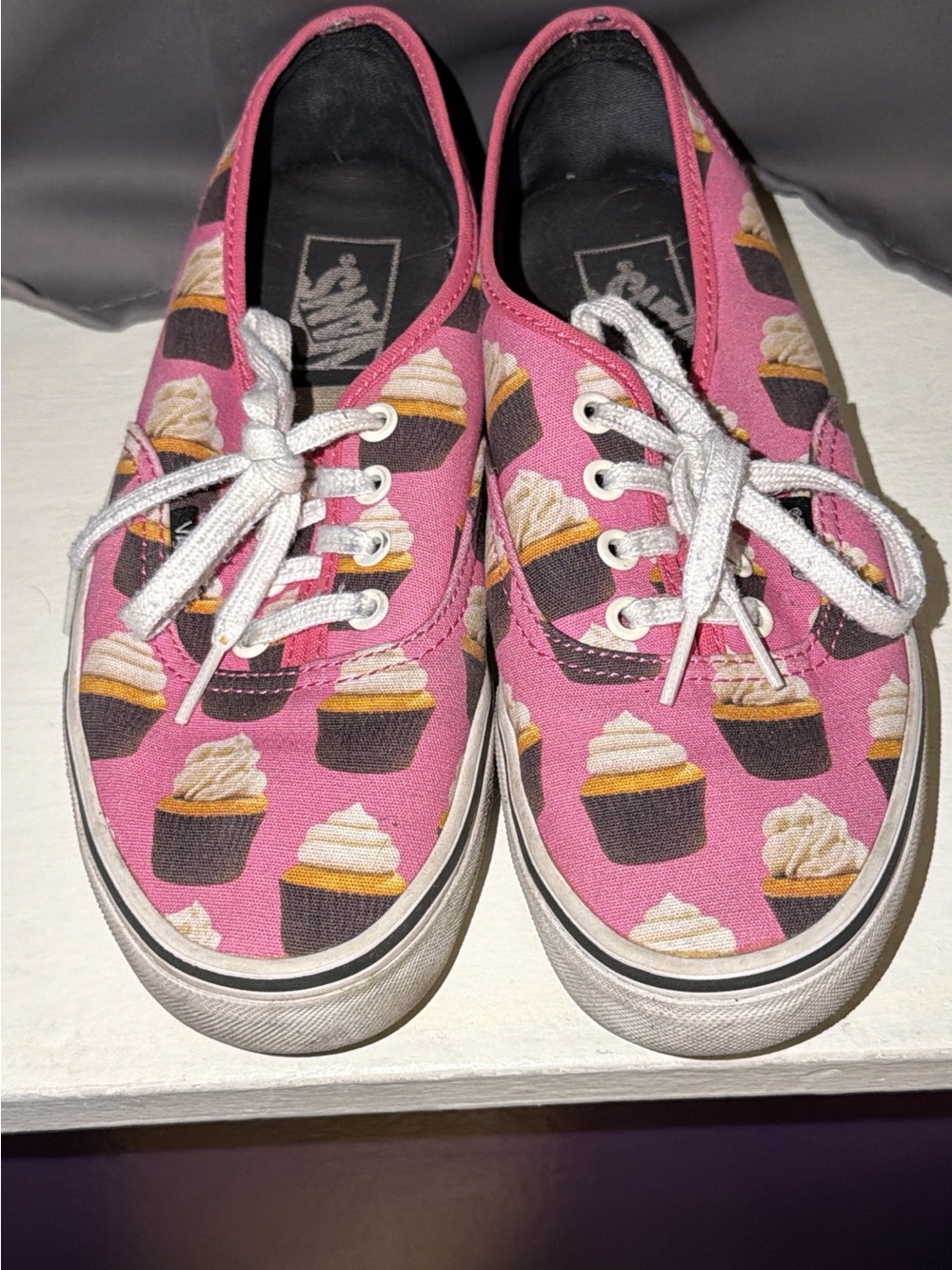 Vans rare Late Night Cupcake Pattern Canvas Sneakers - Picture 3 of 4